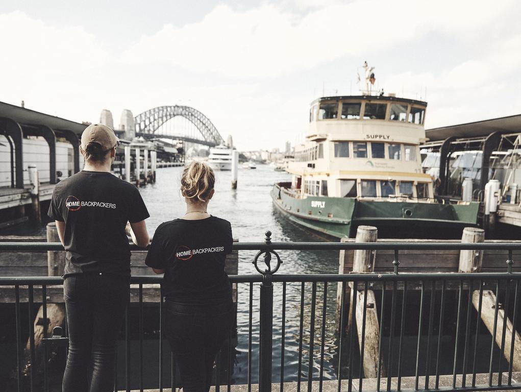 Home Backpackers Sydney Luaran gambar