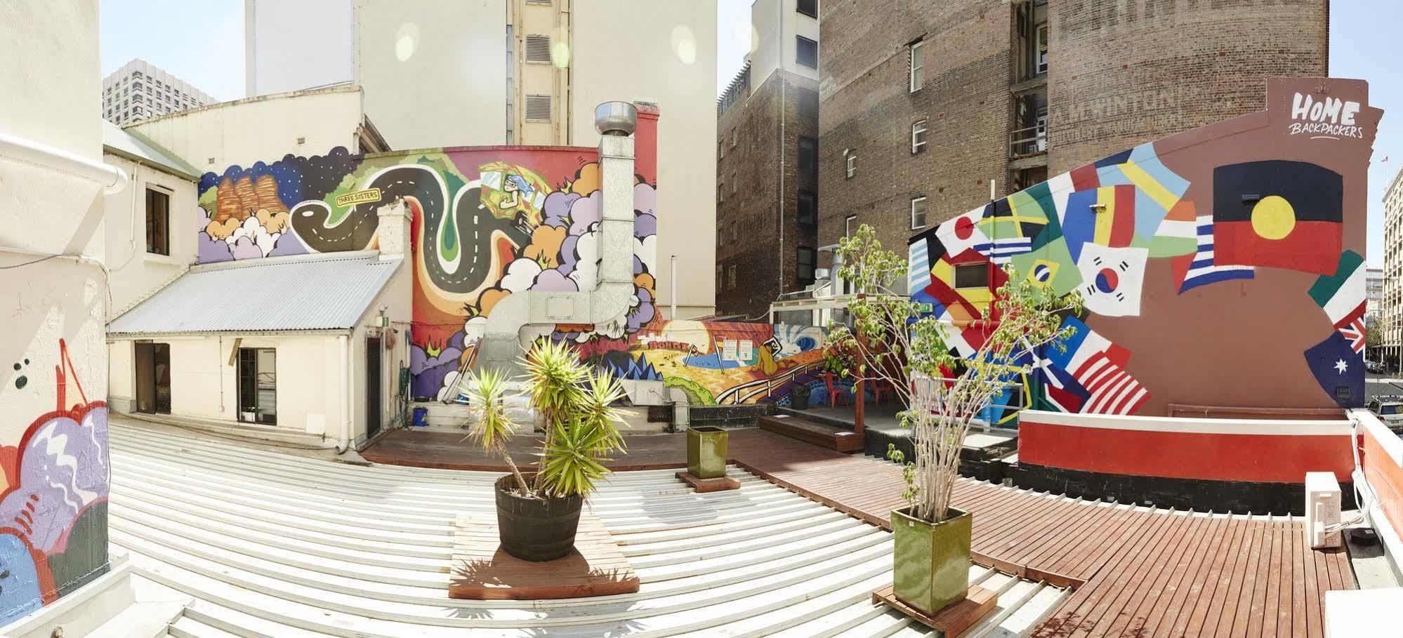 Home Backpackers Sydney Luaran gambar