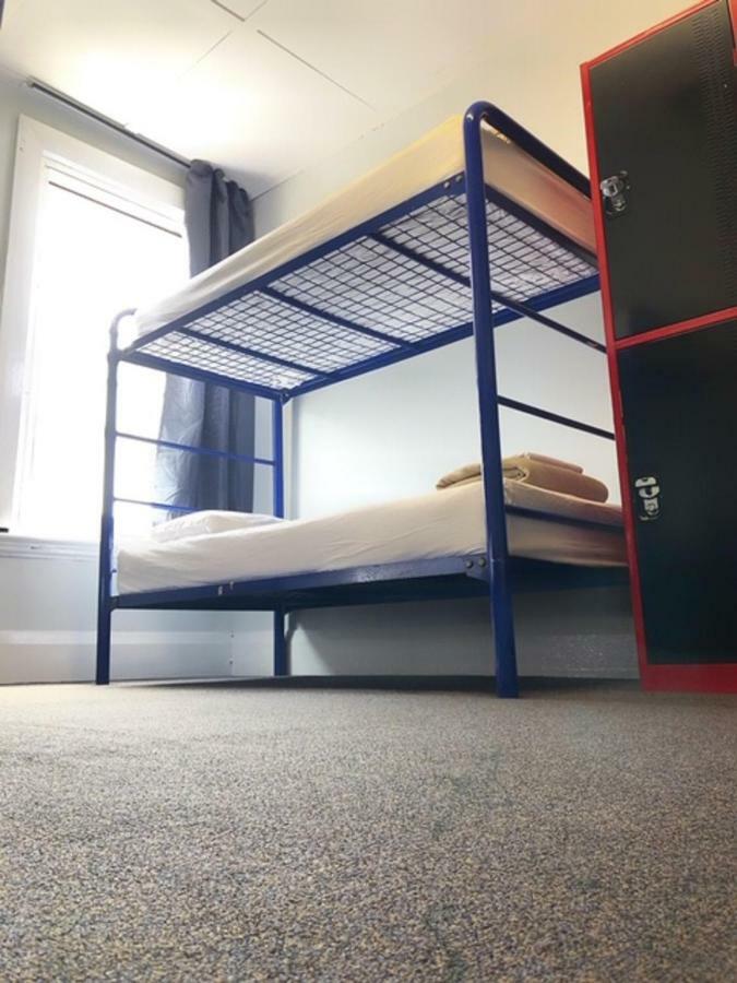 Home Backpackers Sydney Luaran gambar